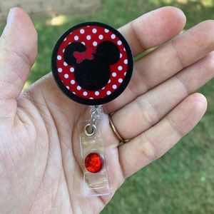 Minnie Mouse Retractable Badge Holder